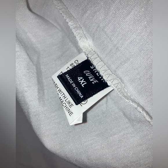 Shein tshirt high low size 4XL - Picture 2 of 3